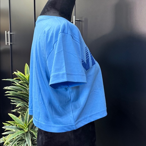 Nike The Nike Tee,Dri fit,loose fit,semi-crop,crewneck,logo,chest cotton/poly - Picture 4 of 6